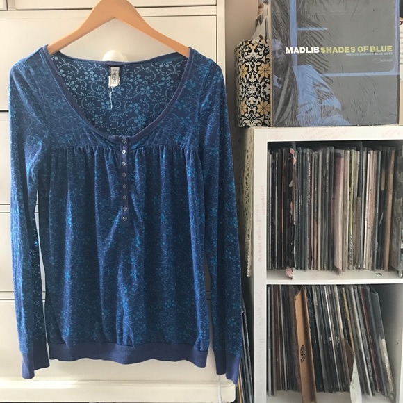 Free People Tops - FP Babydoll Henely